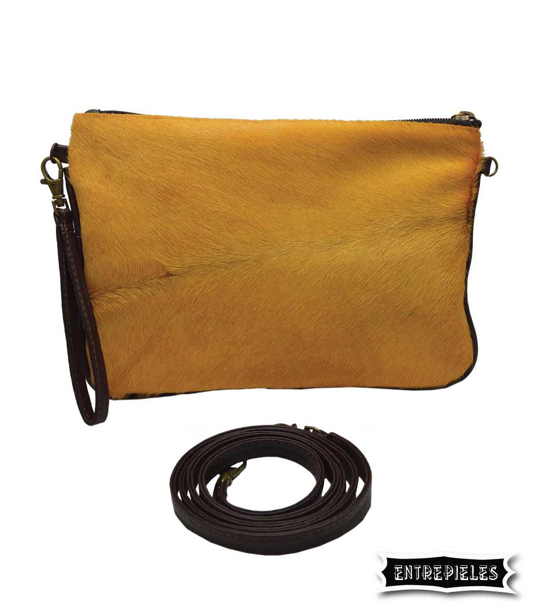 Sobre-de-cuero-ocre-PielA Sobre cuero ocre