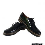 Zapatos en cuero de charol negro para mujer