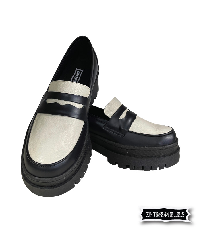 Mocasín negro plataforma