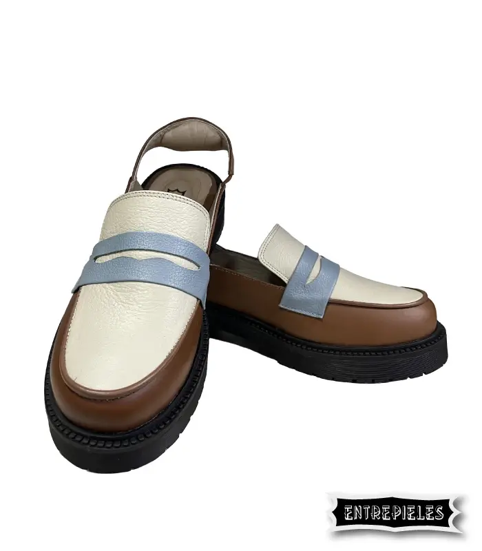Mocasín destalonado